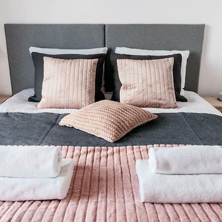 クラクフPenthouse Uptown - Loftaffairアパートメント エクステリア 写真
